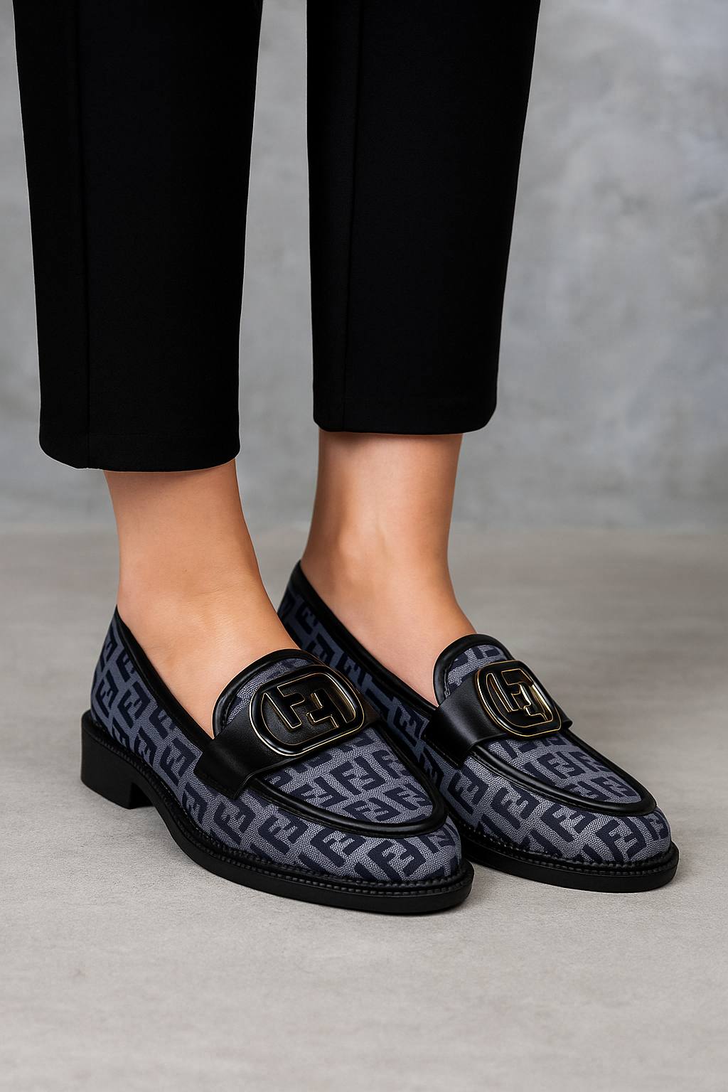 GLOSSY LOAFER POUR FEMME
